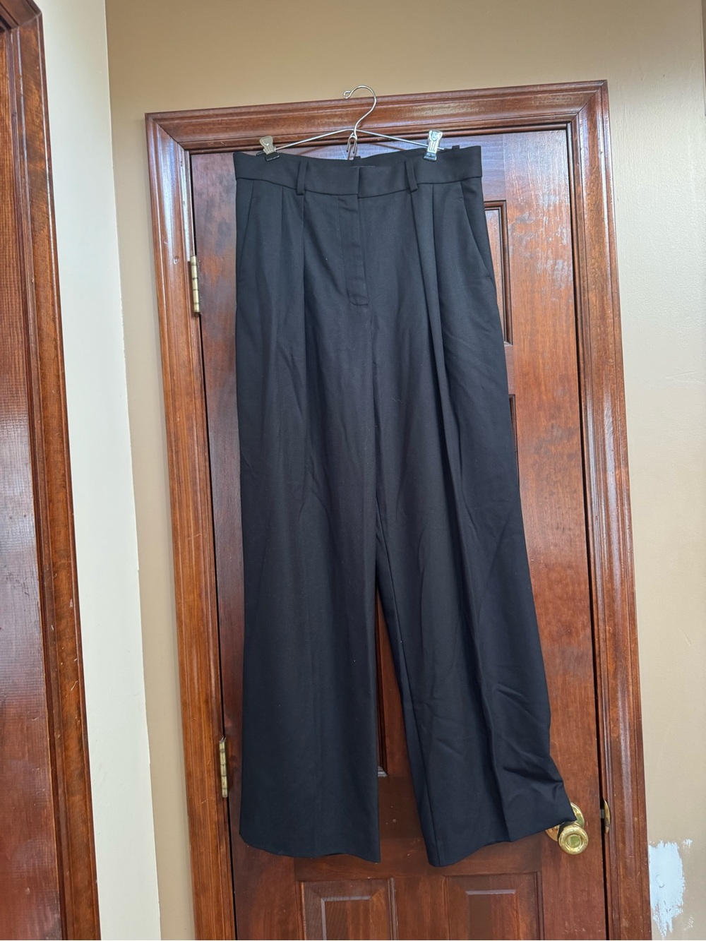 Wide leg pants